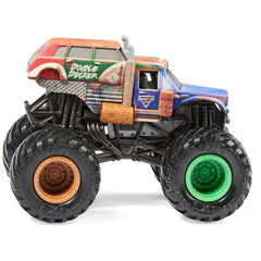Monster Jam Dragon vs Yeti 1:64 die-cast trucks for imaginative battles.