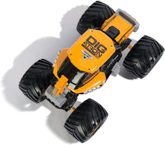 Monster Jam JCB Digatron 1:24 working suspension supports dramatic jumps.