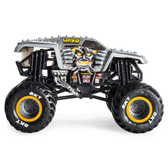 Monster Jam Max D 1:24 suspension action shot highlights dynamic posing