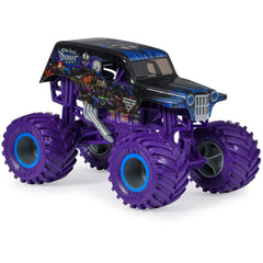 Monster Jam Son-uva Digger 1:24 side view shows detailed chassis for realistic pretend racing