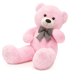 MorisMos large teddy bear face greets with a friendly expression for hugs