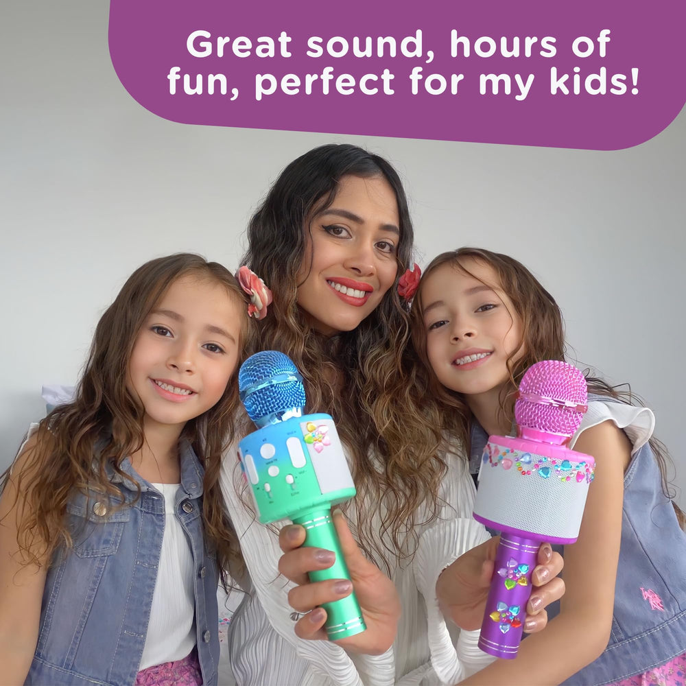 Move2Play microphone with four voice effects for playful vocal experiments.