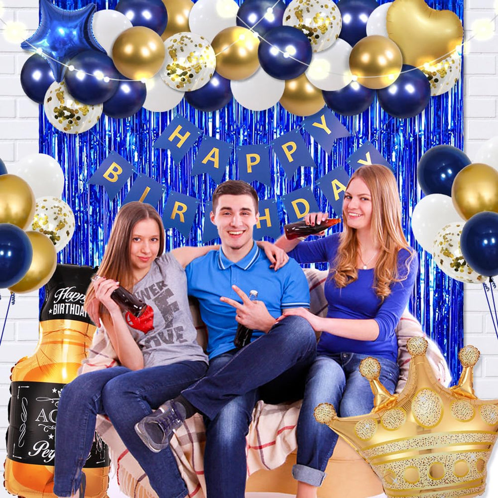 MSMANCY gold heart balloon brightens the party setup.