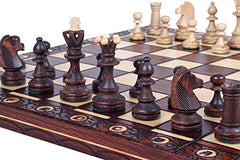 Muba chess set board close-up showing durable beech and birch construction for a classic handmade look