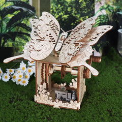 Music Park butterfly wings motion demonstrates the gears driving a charming, calming display