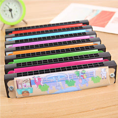 Namubarwa panda pattern harmonica brightens gift bags.