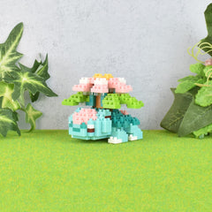 Closed box packaging of the Nanoblock Mega Venusaur kit
