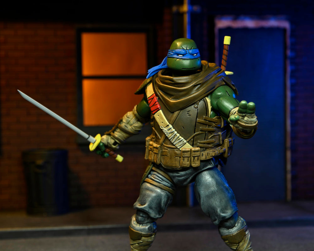 NECA Last Ronin Leonardo painter details add realism for shelves