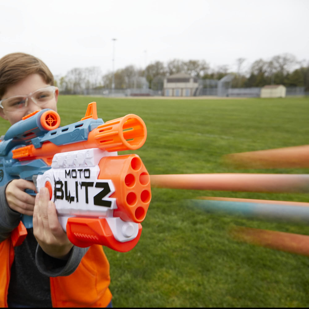 Nerf Elite 2.0 Motoblitz integrated scope aids aiming and planning.