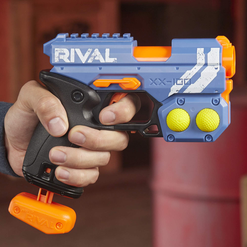 Nerf Rival Knockout XX-100 includes two official Rival rounds for quick setup.
