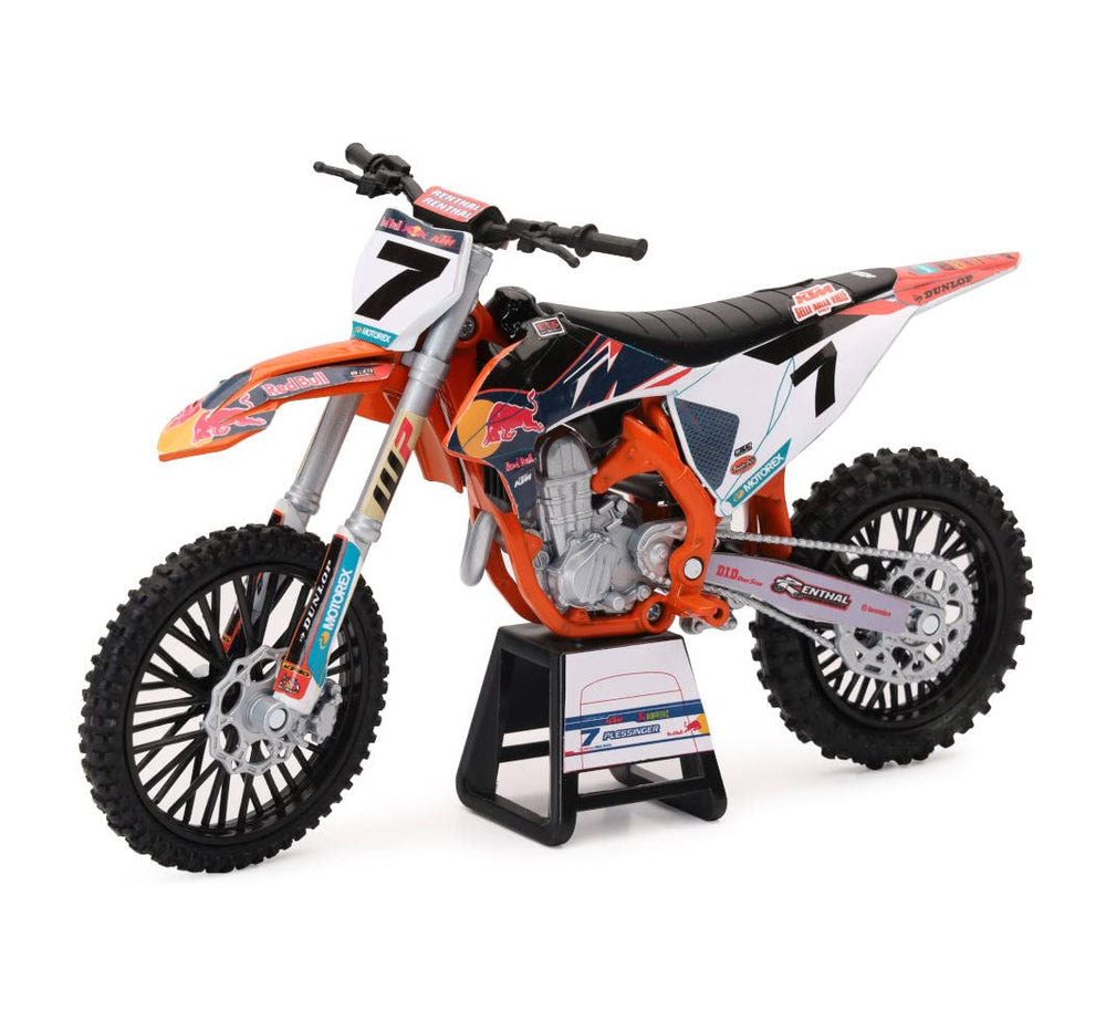 New-Ray 1:12 KTM 450 SX-F Red Bull KTM 7 Plessinger front view for display
