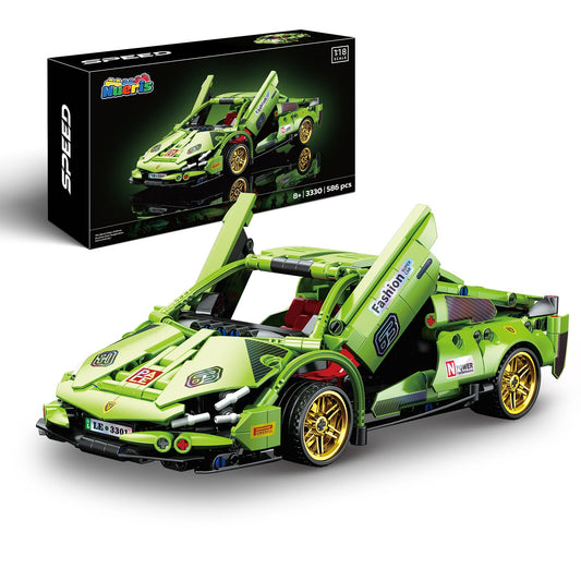 Nueris 1:18 Technic green front view shows detailed build for display.