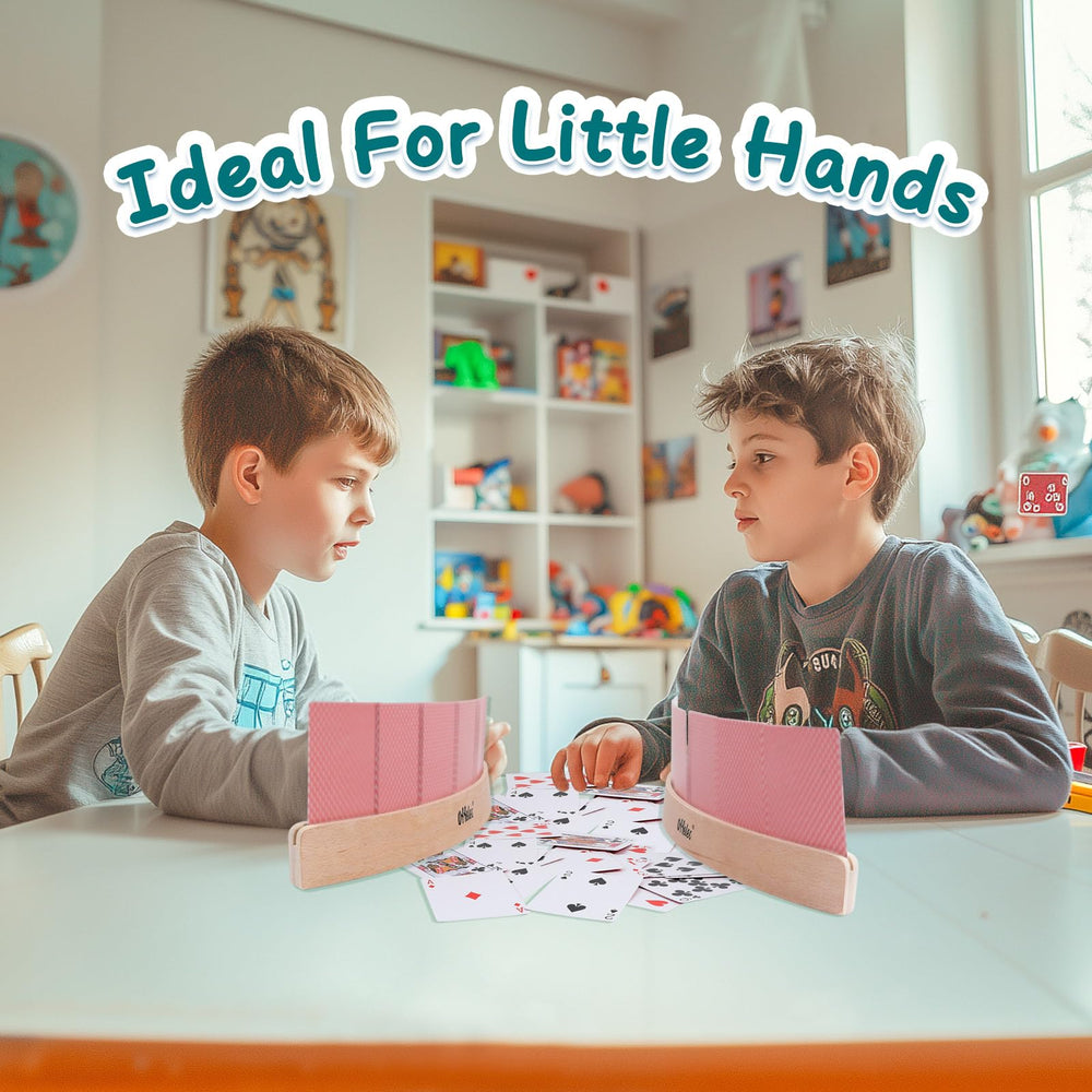 Non-slip base on Offelec wooden card holders during gameplay