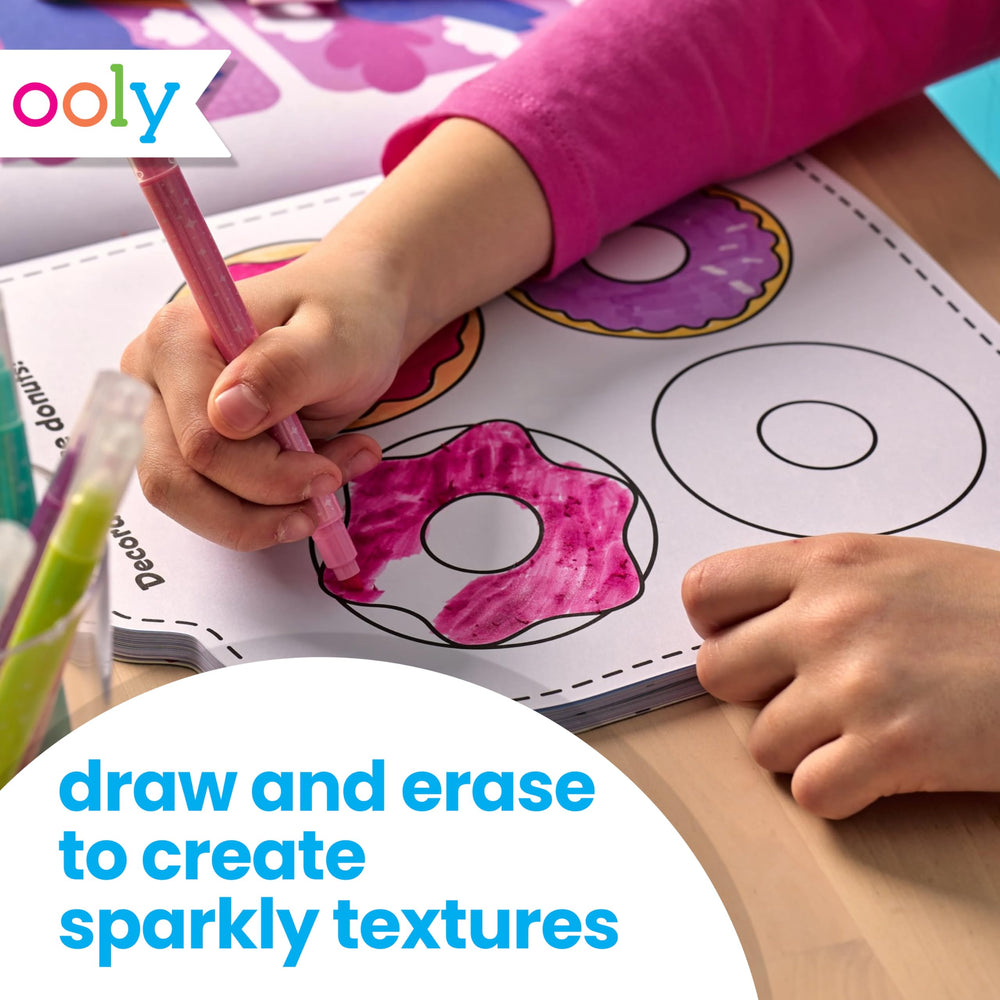 Ooly on-the-go coloring scene supports mess-free creativity anywhere.