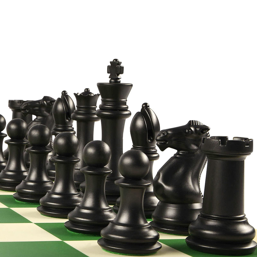 OUMODA extra queens included for versatile mid-game possibilities.