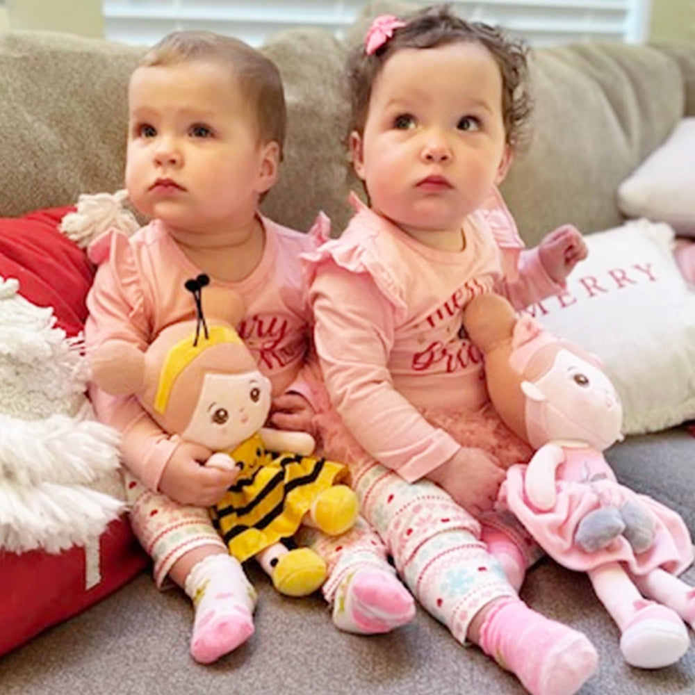 OUOZZZ yellow bee dress detail highlights durable fabric for daily wear.