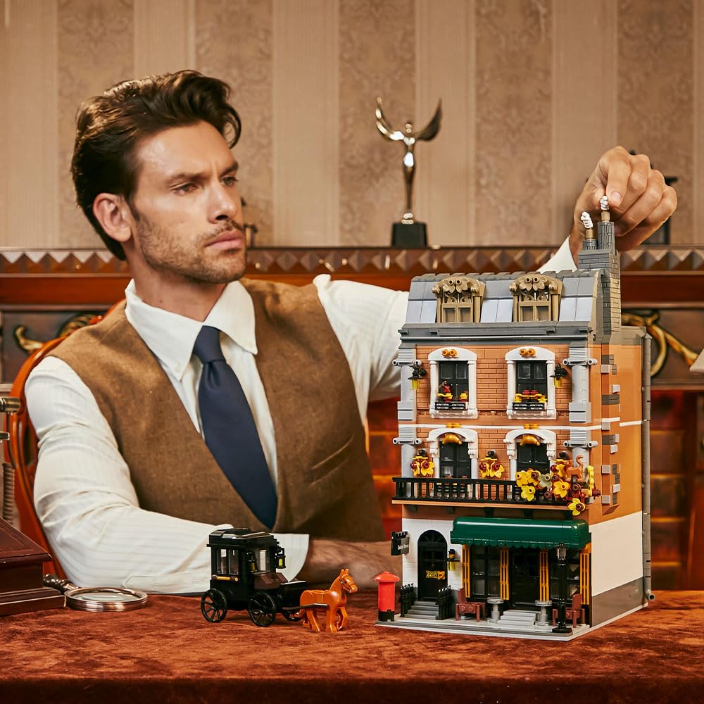 Pantasy Baker Street 221B figures provide expressive characters for scenes.