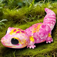 Peledic Taba Gecko Squishy close-up shows lifelike texture for tactile relief.
