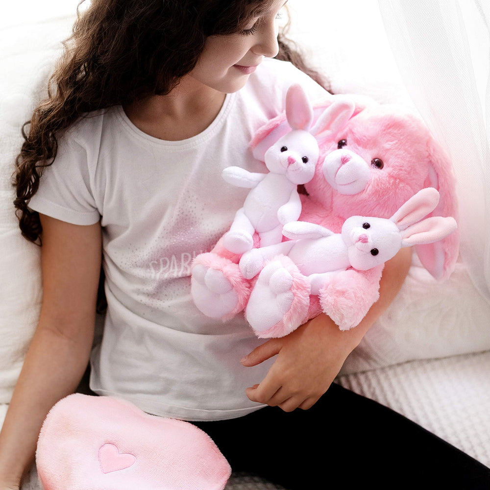 Perfectto Design baby bunny blanket for cozy naps and cuddling.