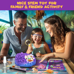 PIBEX Ocean Fossil Dig Kit safety gear protects young explorers during discovery.