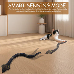 Pixibond snake USB charging ensures quick power and more playtime.