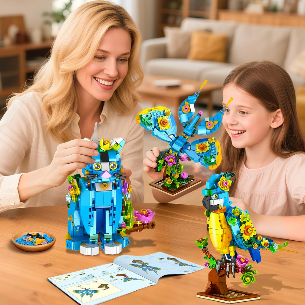 PLAXSOON Flower Cat model with movable joints for interactive fun