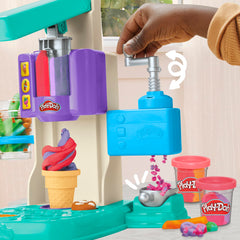 Play-Doh Rainbow Swirl Sprinkles feature for easy pretend toppings