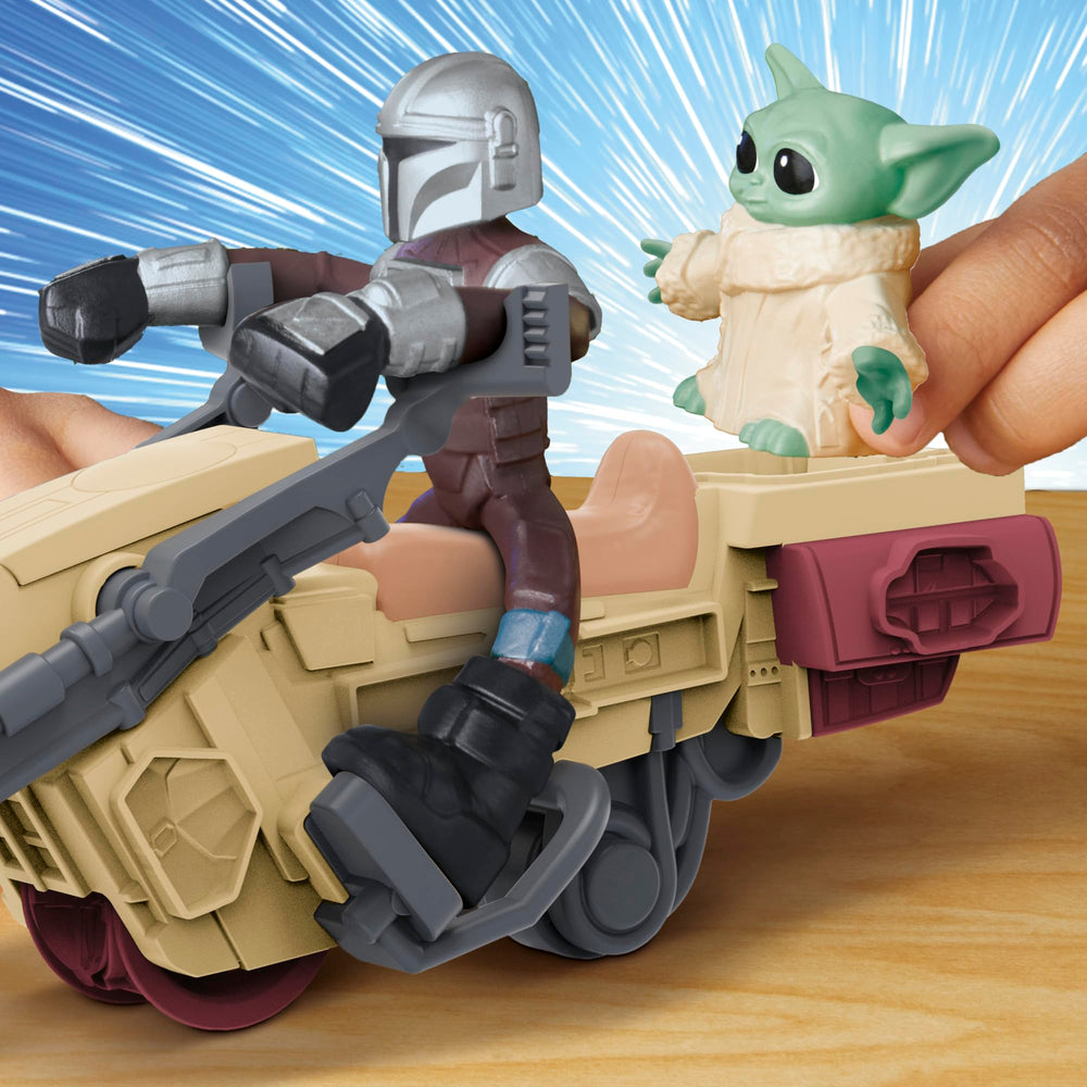Play-Doh Star Wars armor gauntlet and trooper molds enhance playsets.