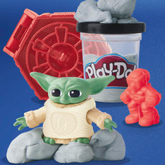 Play-Doh Star Wars sensory play with squishy textures and pliable form.