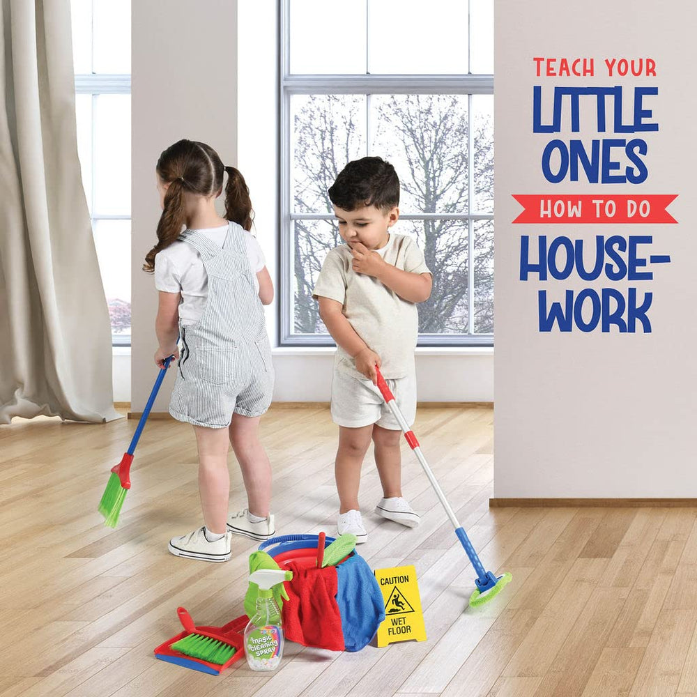 Play22 Cleaning Set mop with extendable handle for realistic cleanup play.