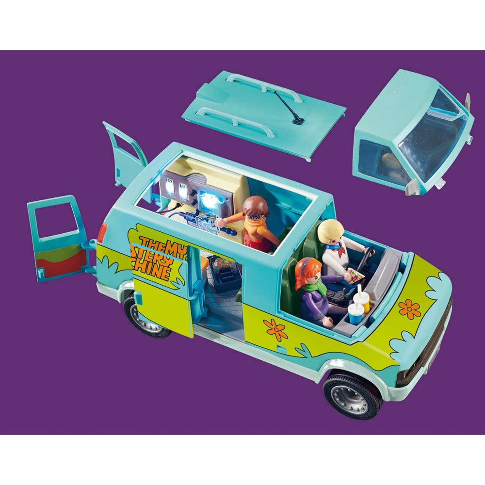 Playmobil Scooby-Doo Mystery Machine figures Fred Daphne Velma enhance teamwork.