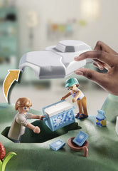 Playmobil Wiltopia hummingbirds on vines enhance rainforest ambiance for playtime.