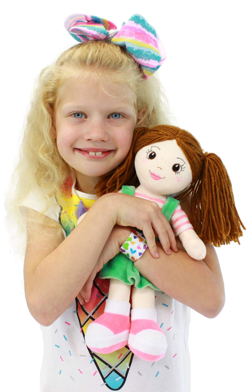 Allie sensory fabric body enhances tactile play for infants.