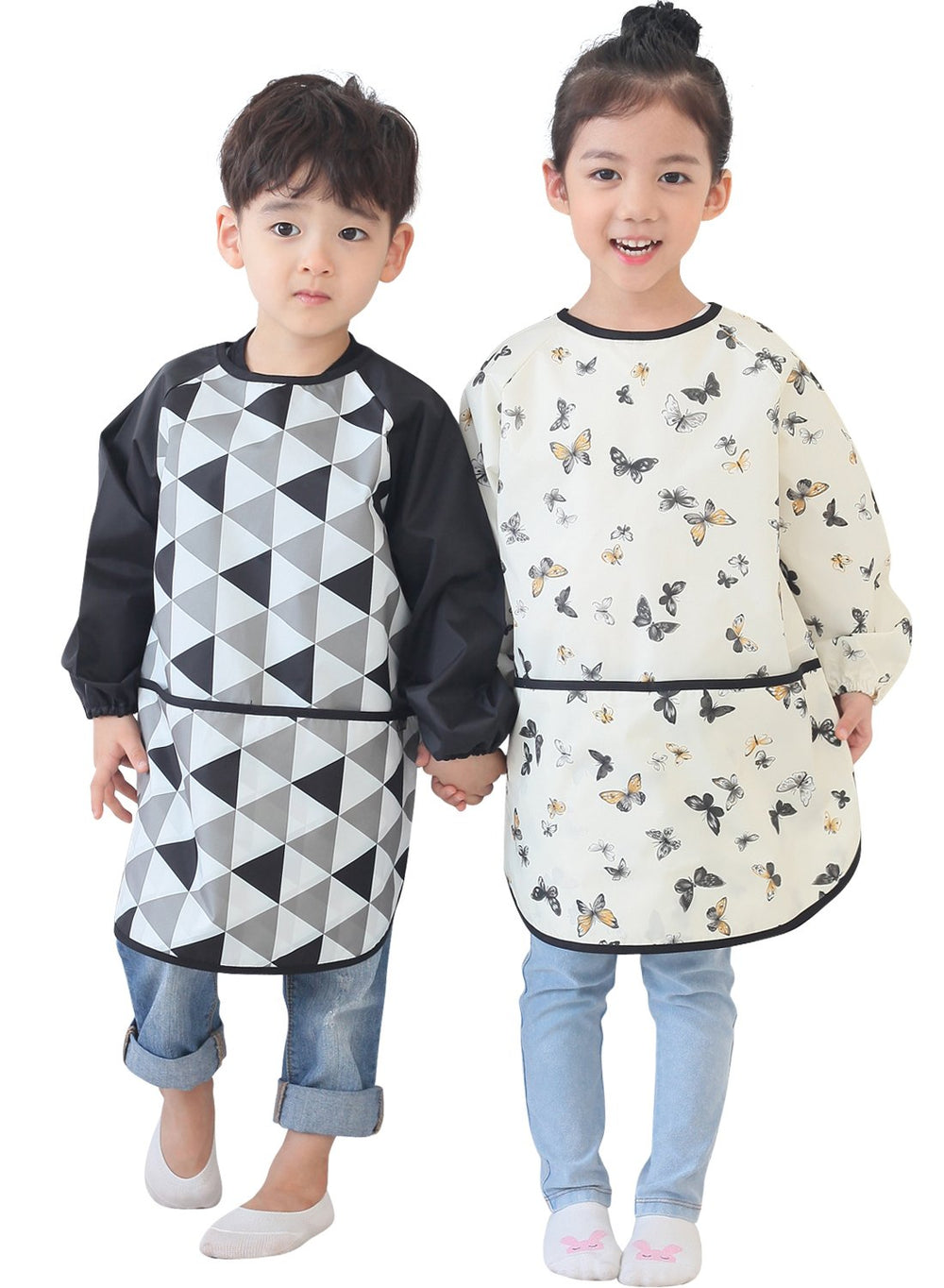 Plie kids apron with Velcro closure for quick, easy on-off