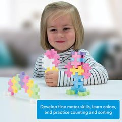 Plus Plus Big on-the-go set encourages play anywhere, from car rides to restaurants.