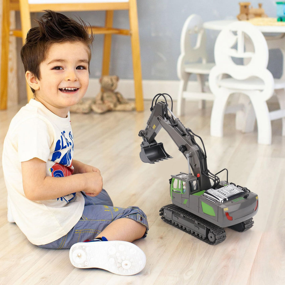 PREPOP 680-degree swiveling cab enables smooth, lifelike excavator movements.