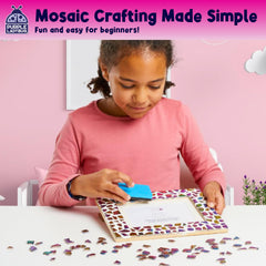 Purple Ladybug sponge applicator ensures quick, even color distribution.