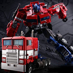 QCCX action figure car mode switch supports hands-on play