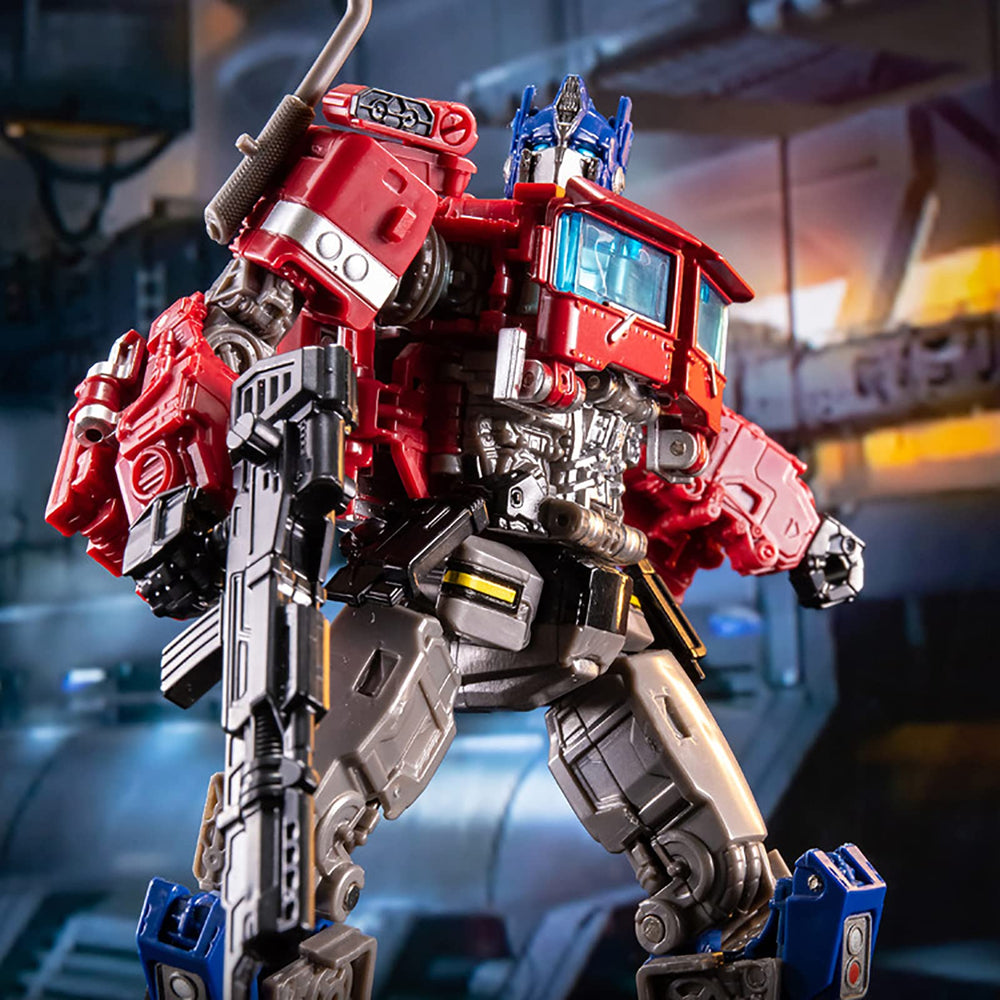 QCCX flexible joints enable smooth poseable transformations