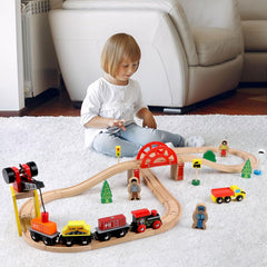 Qilay set includes versatile accessories for creative layouts.