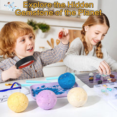QLKUNLA Space Planet Theme box communicates space adventure and science fun.
