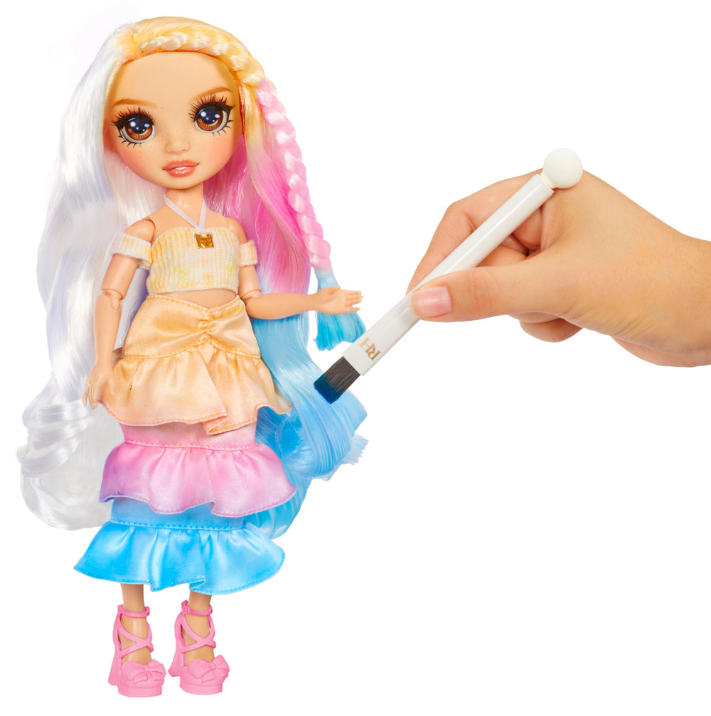 Rainbow High tie-dye kit and stencils enabling fun, creative clothing designs.