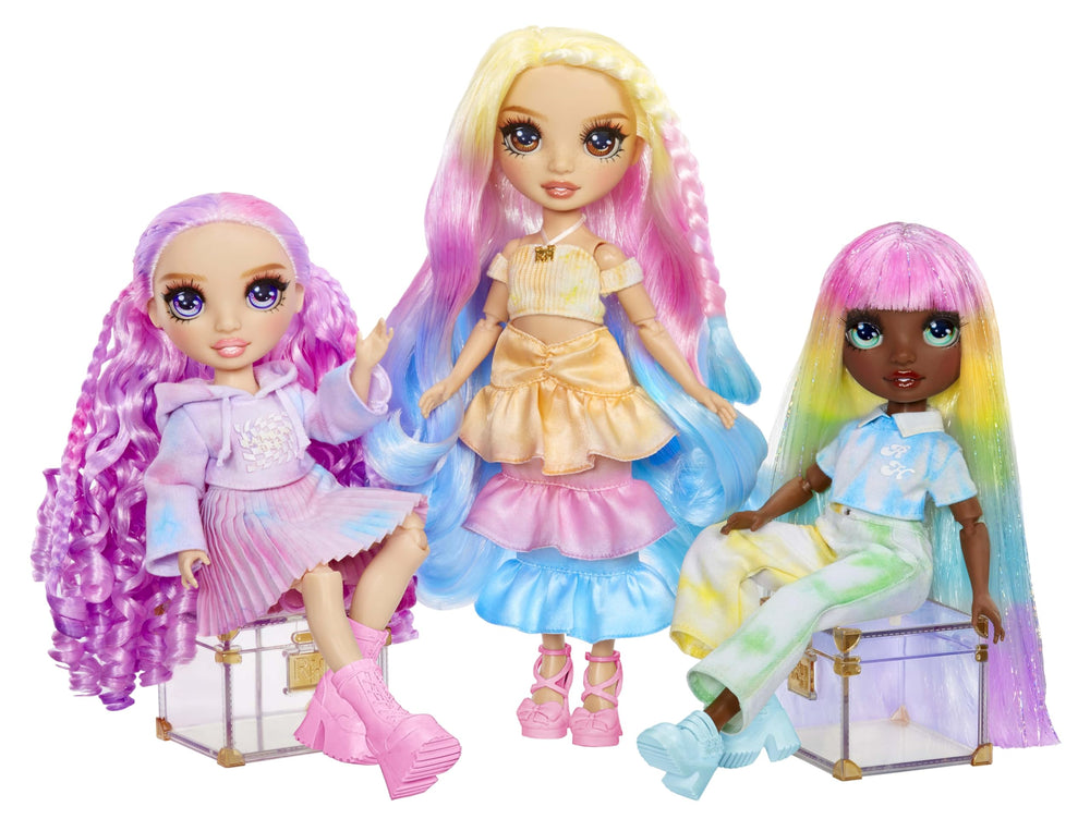 Rainbow High fully articulated doll offers dynamic poses and display versatility