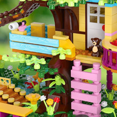 RAVAYO safe materials imply sturdy building experience and secure playtime.