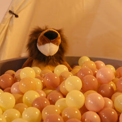 Realhaha ball pit balls in bath tub offer splash-ready play.
