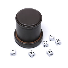 Lid fits securely, helping prevent spills during party gaming with RERIVER cup.