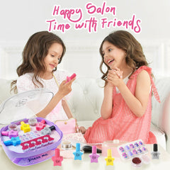 RIANEAN false nails offer quick extensions for playful, safe pretend manicures.