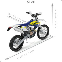 Risopen exhaust design detail captures realism for immersive play and display.