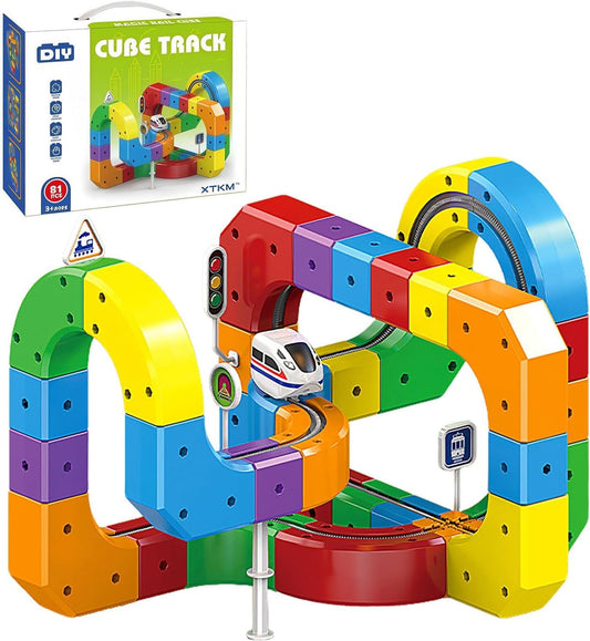 RMOKISIN electric train set assembly shows stable connections for smooth play.