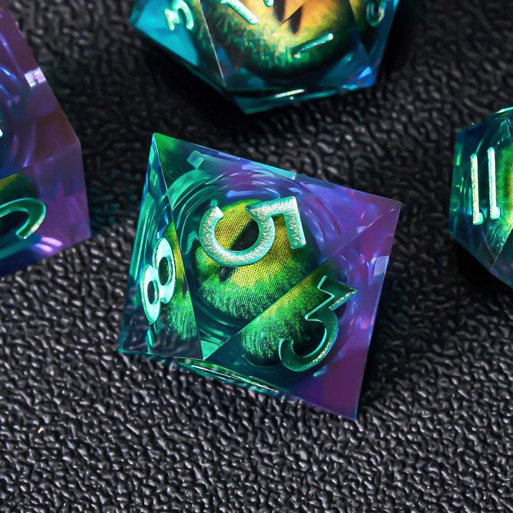 Role Dice sharp-edge DND dice set designed for precise rolls and durability